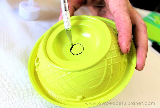 Check out this "Berry" Amazing and Easy DIY Room Decor Light made from a small plastic cherub tomato container. A brilliant upcycle project for all ages!