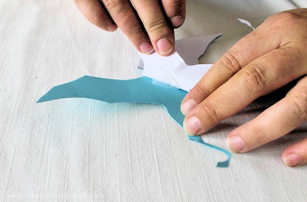 Get your free download for an amazing 3D dragon craft to decorate your walls. A simple and delightful way to add a little magic to any room, adult or child.