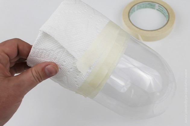 This attractive bag dispenser is from our Contemporary Kitchen Craft set. It's useful, easy to make and a great upcycle project made from a soda bottle.