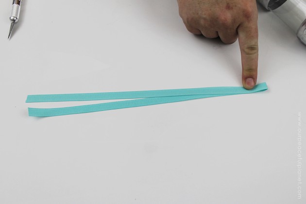 This lovely and useful contemporary baker's twine string dispenser is part of our matching contemporary kitchen craft series. It's easy and fun to make! 