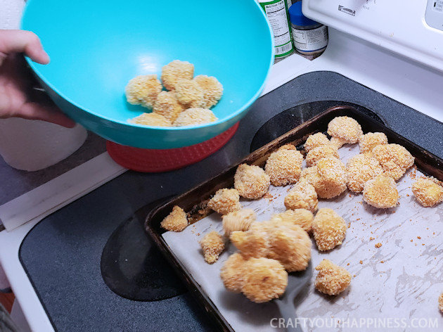These crazy delicious vegan buffalo wings will be the hit of any party or meal! They can be served as an appetizer or as the main dish with rice, noodles and veggies of choice. They are healthy and low fat. The secret ingredient? Cauliflower!