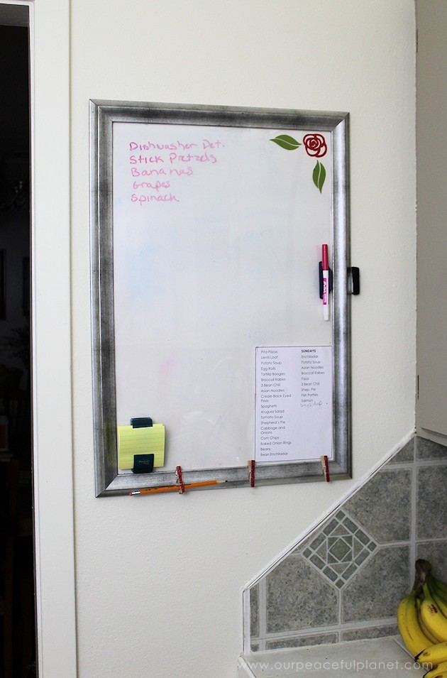 We've got some great kitchen decorating ideas, some that only cost a dollar or two and look beautiful! See if there's anything you can use for your own kitchen!
