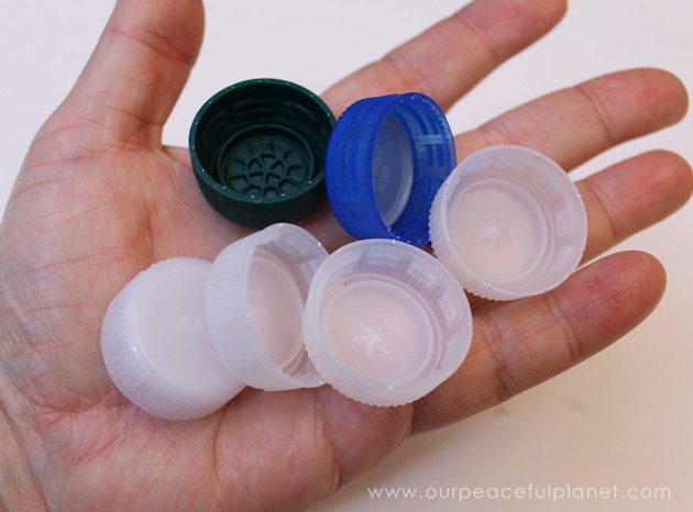 This tiny 10 minute pin cushion is a huge help for anyone who sews. Made using a lid from a plastic bottles you can make it any color or style you want!