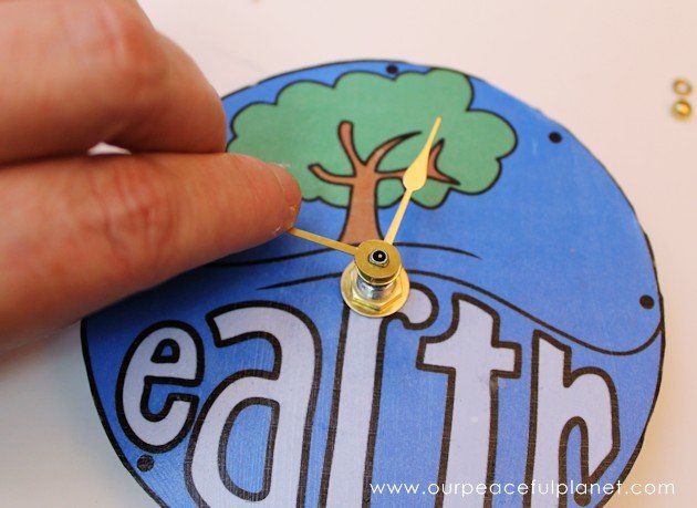 Make this awesome world clock for Earth Day or any day! It's made form a CD or DVD and we have free printable original artwork you can download.