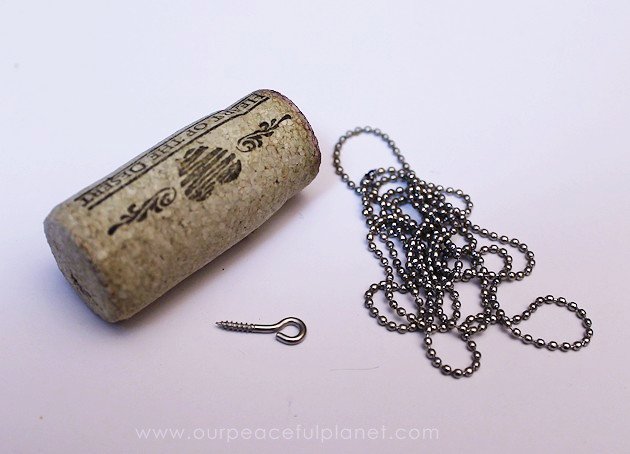 A beautiful little DIY necklace to give someone you love, made from a cork, our free printable and a hardware eyelet. So simple but so meaningful!