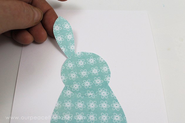 This year add a cute little floppy eared bunny to your Easter decorations. He takes 5 minutes to make with our free pattern and is also a wonderful gift. 