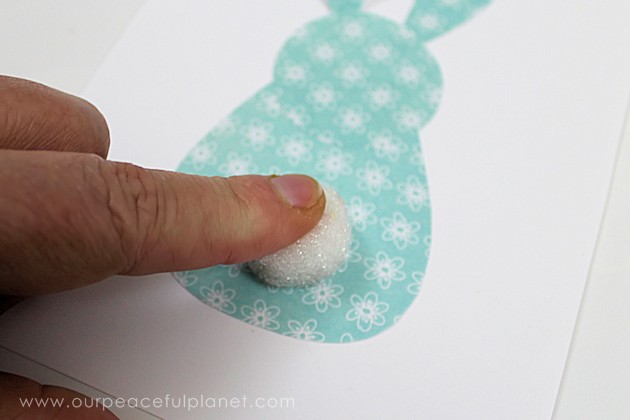 This year add a cute little floppy eared bunny to your Easter decorations. He takes 5 minutes to make with our free pattern and is also a wonderful gift. 