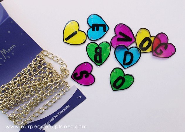 Here's a fun piece of statement jewelry you can make for very little! This chunky good vibes necklace is sure to turn heads. What a great gift too!