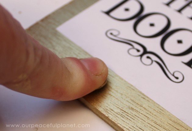 A quick and appropriate doorstop with free printables that you can make to honor this man whose huge size was only appareled by his huge heart. 
