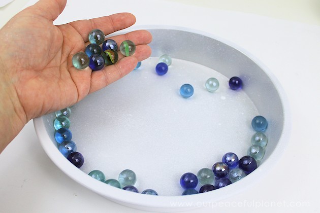This DIY Lazy Susan is one of the most awesome upcycle projects ever and it’s incredibly useful and inexpensive to make. Plus it has all kinds of uses!