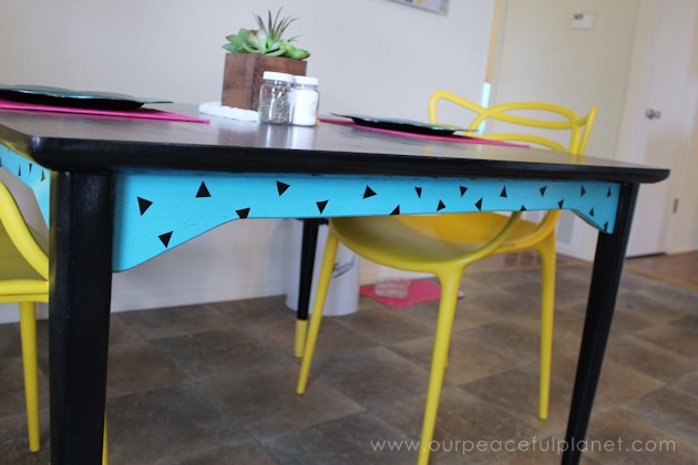 Don't throw away that old furniture! All you need is a little paint and you've got a Modern Geometric Painted Dining Table! Amazing transformation isn't it?