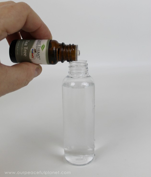 Whip our our 3 ingredient DIY hand sanitizer in minutes! It has no alcohol, is natural, safe and good for your skin. There's even a 2 ingredient version!