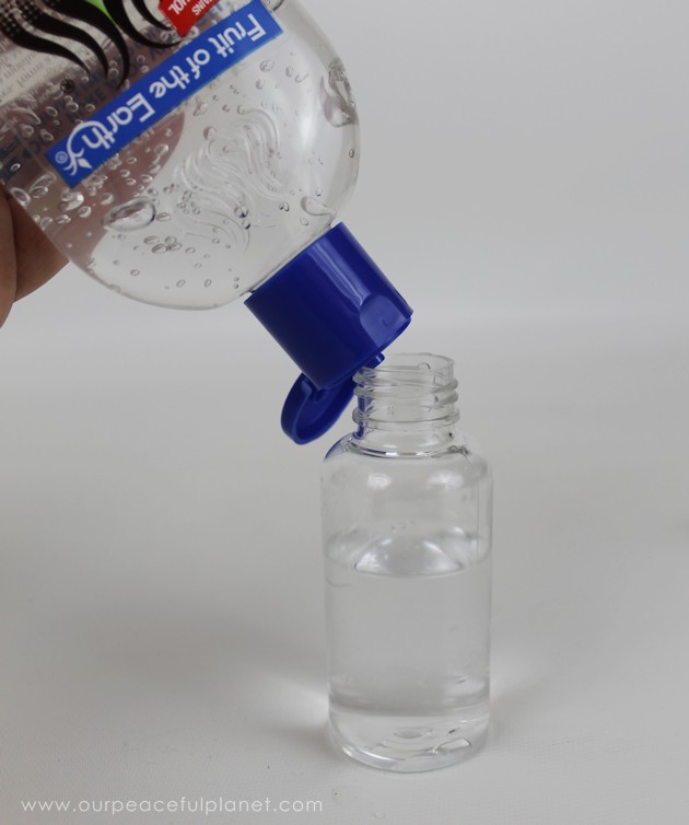 Whip our our 3 ingredient DIY hand sanitizer in minutes! It has no alcohol, is natural, safe and good for your skin. There's even a 2 ingredient version!