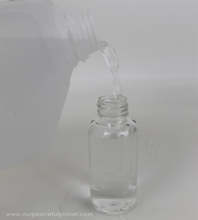 Whip our our 3 ingredient DIY hand sanitizer in minutes! It has no alcohol, is natural, safe and good for your skin. There's even a 2 ingredient version!