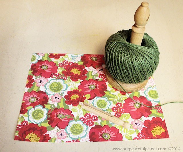 Paper Clothes Pin Hand Fan Tutorial-1