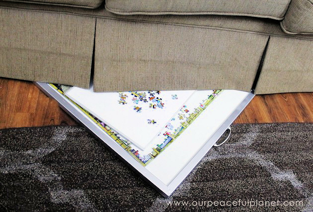 Work your jigsaw puzzles in style with this DIY work station and storage set. Fits a 1000 piece puzzle, is made from a large dry erase board and has 2 mats!
