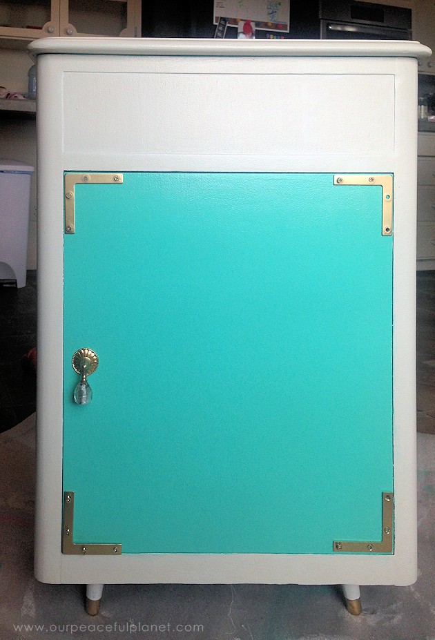 Refurbishing furniture can be as easy as giving it a new coat of paint. And when you pick bright contrasting colors you've got a gorgeous statement piece!