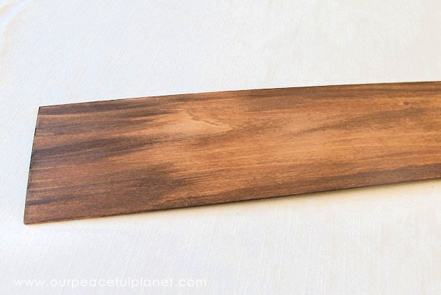 This simple medieval "Hold the Door" sign is part of our Over the Door Decor series. Easy plaques you create to send you out the door with a smile. 