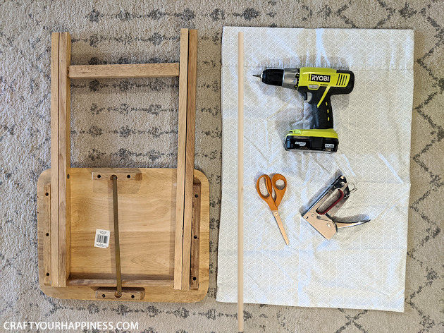 If you're a cat person (or looking for an awesome gift for someone who is) we'll show you how easy it is to make a DIY cat teepee from an old TV tray!