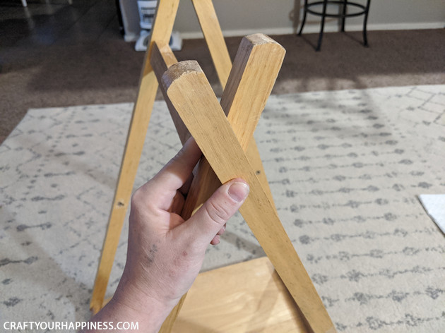 If you're a cat person (or looking for an awesome gift for someone who is) we'll show you how easy it is to make a DIY cat teepee from an old TV tray!