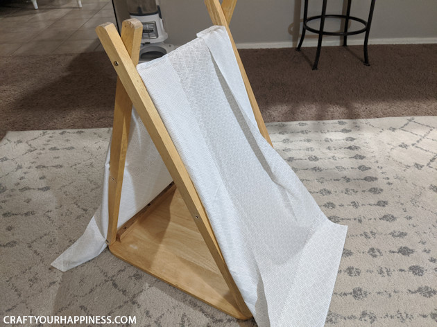 If you're a cat person (or looking for an awesome gift for someone who is) we'll show you how easy it is to make a DIY cat teepee from an old TV tray!