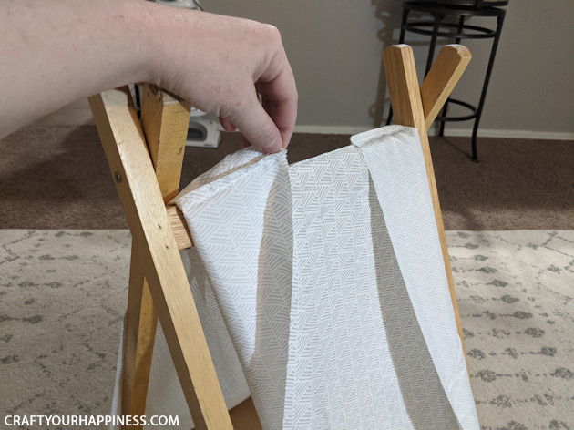 If you're a cat person (or looking for an awesome gift for someone who is) we'll show you how easy it is to make a DIY cat teepee from an old TV tray!