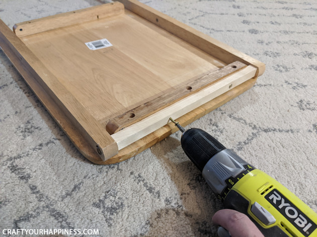 If you're a cat person (or looking for an awesome gift for someone who is) we'll show you how easy it is to make a DIY cat teepee from an old TV tray!