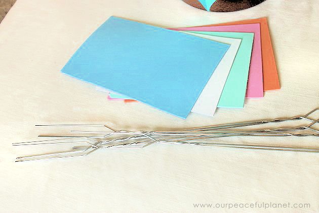 Make your summer sensational with this stunning DIY portable grill and skewer set! An inexpensive whimsical addition to your backyard barbecue.