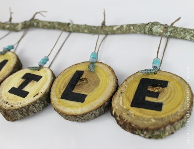Get verbal on your walls with unique wood slice diy room decor. This wall art costs virtually nothing and is so simple to make. Use it for names, words etc.