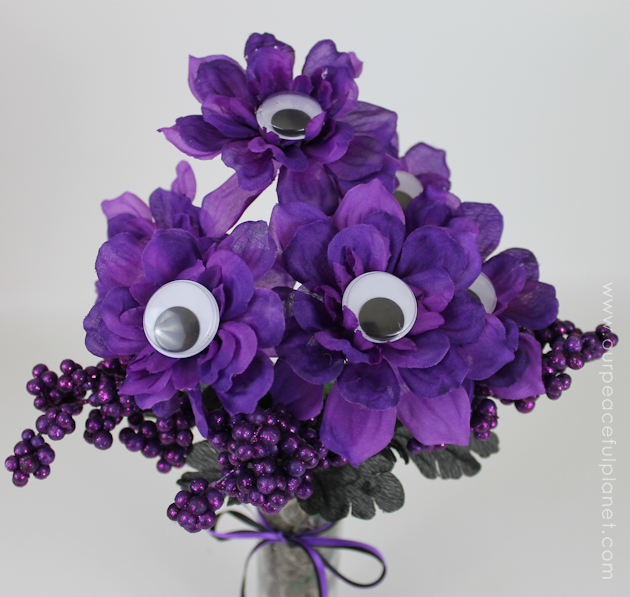 Eye See You! Easy Halloween Craft2c