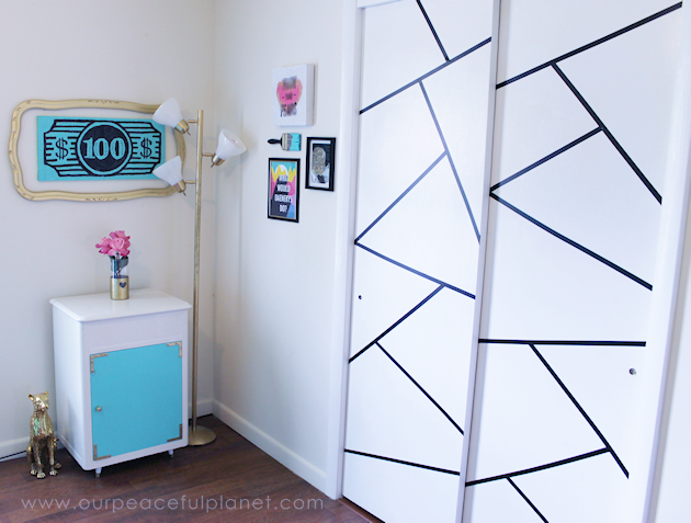 In need of a decor change that costs very little? Here are some geometric door decorations that literally cost a few dollars and take just minutes to make!