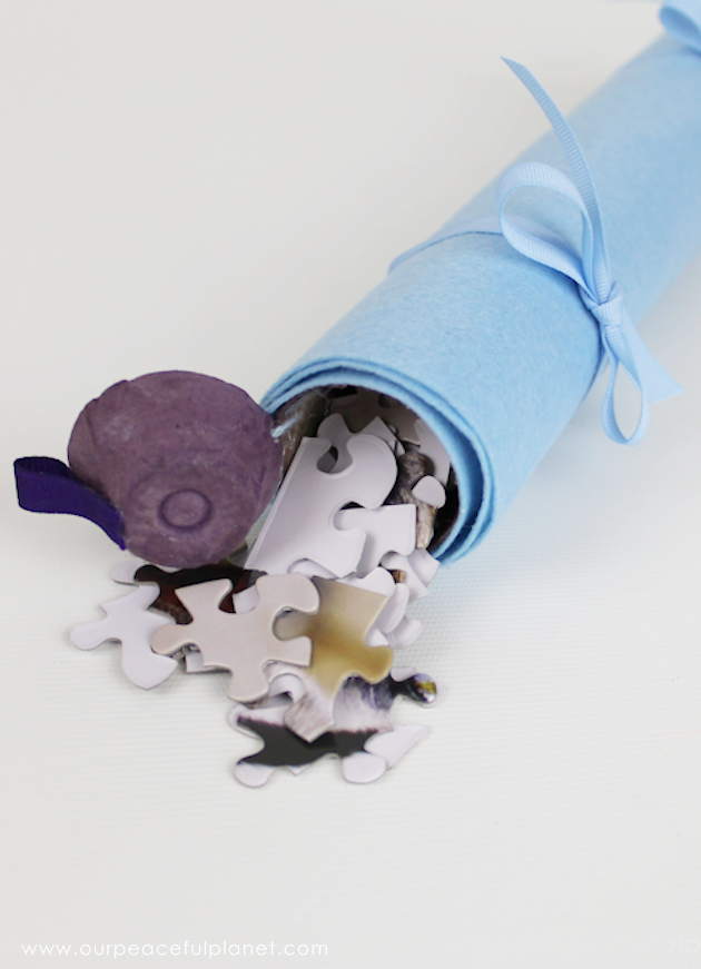 Here's a great upcycle idea for storing and putting together small puzzles. It's a portable puzzle mat and you'll be amazed what it's created from!