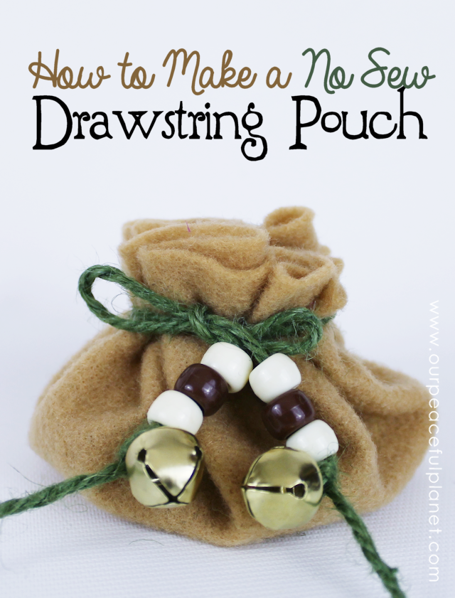 This simple little no sew drawstring pouches are great for holding tiny treasures! All you need is felt and string and some charms or beads if desired!