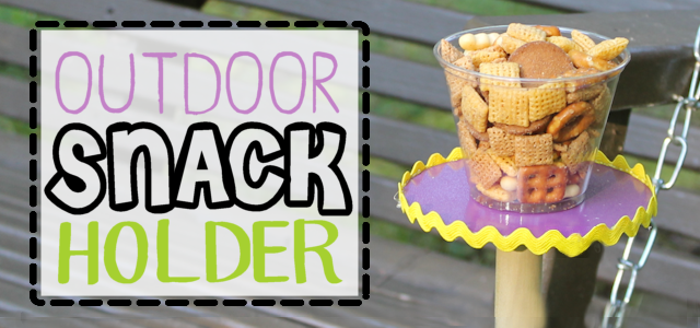 Outside Snack Holder DIY (CD & Plastic Cup)